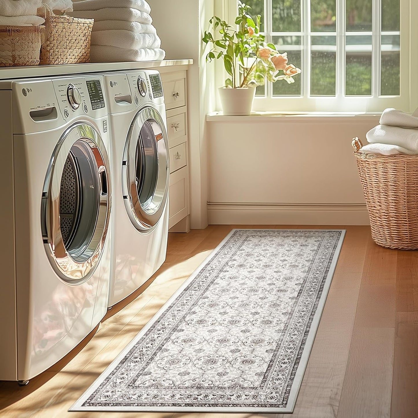 jinchan Runner Rug 2x7 - Machine Washable Beige Vintage Floral Distressed Design Soft Non-Slip Low-Pile Ultra-Thin Runner Rug for Kitchen Hallway Laundry Room Entryway Farmhouse (2‘x7',Beige)