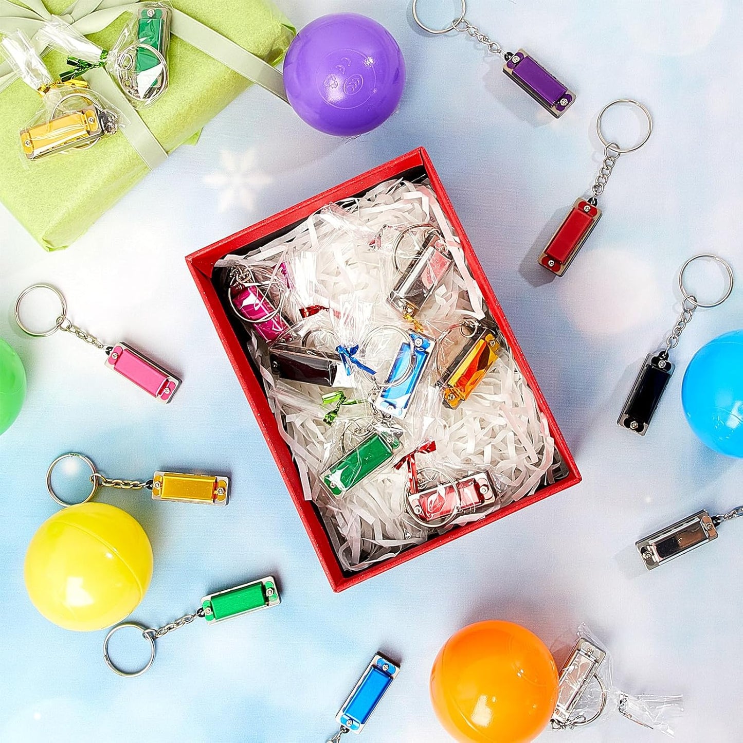 Ecally 32 Pcs Mini Harmonica Keychain for Kids Operation Christmas Favors Portable Wind Instruments 4 Holes 8 Tunes Harmonica Music Party Favors Cute Music Keychain Accessory (Multicolor)