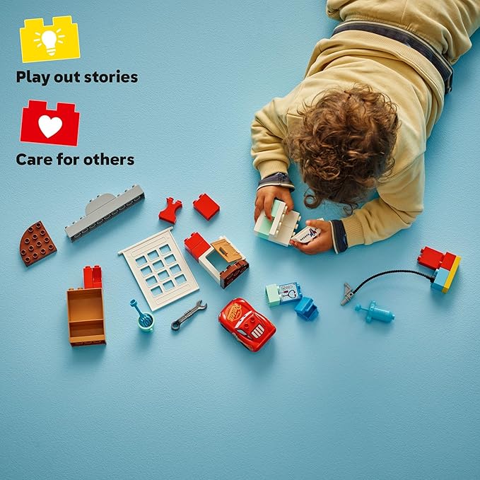 LEGO DUPLO Disney and Pixar Cars McQueen’s Visit to Doc’s Garage - Lightning McQueen Cars Toy for Preschool Boys and Girls 2+ - Pretend Play and Sensory Toddler Toy - Gift Idea for Birthdays - 10456