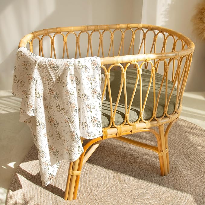 lulumoon Baby Bassinet Sheets Muslin: Soft Fitted Bassinet Sheets Floral for Girls - Fit for Oval Rectangle or Hourglass Mattress