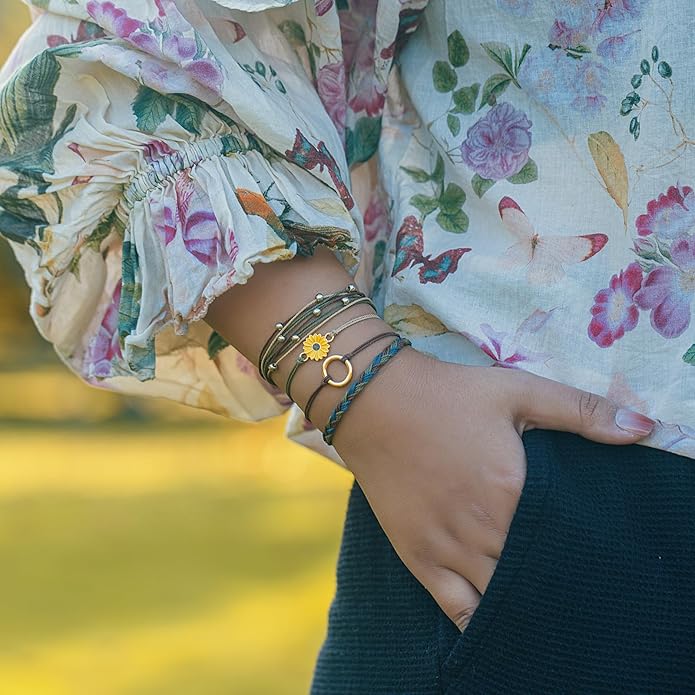 FANCY SHINY Sunflower String Bracelet Boho Braided Rope Wrap Bracelets Cute Summer Beach Surfer Jewelry for Women Christmas Gifts