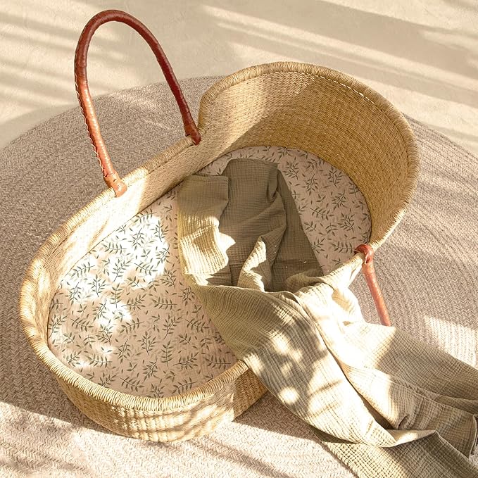 lulumoon Baby Muslin Bassinet Sheets: Skin-Friendly Leaf Bassinet Sheets for Boys - Fitted for Oval Rectangle or Hourglass Mattress