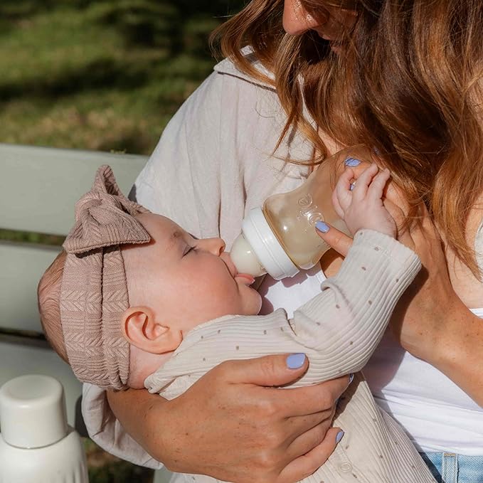 Minbie 3 Month+ Breastfeeding Baby Bottle, BPA-Free Kit