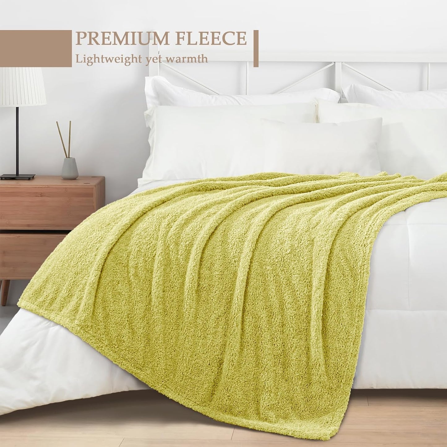 Exclusivo Mezcla Fleece Blanket for Couch, Soft and Cozy King Blankets for Women Men Girls Kids, Suitable for All Seasons, Light Green, 90x104 Inches