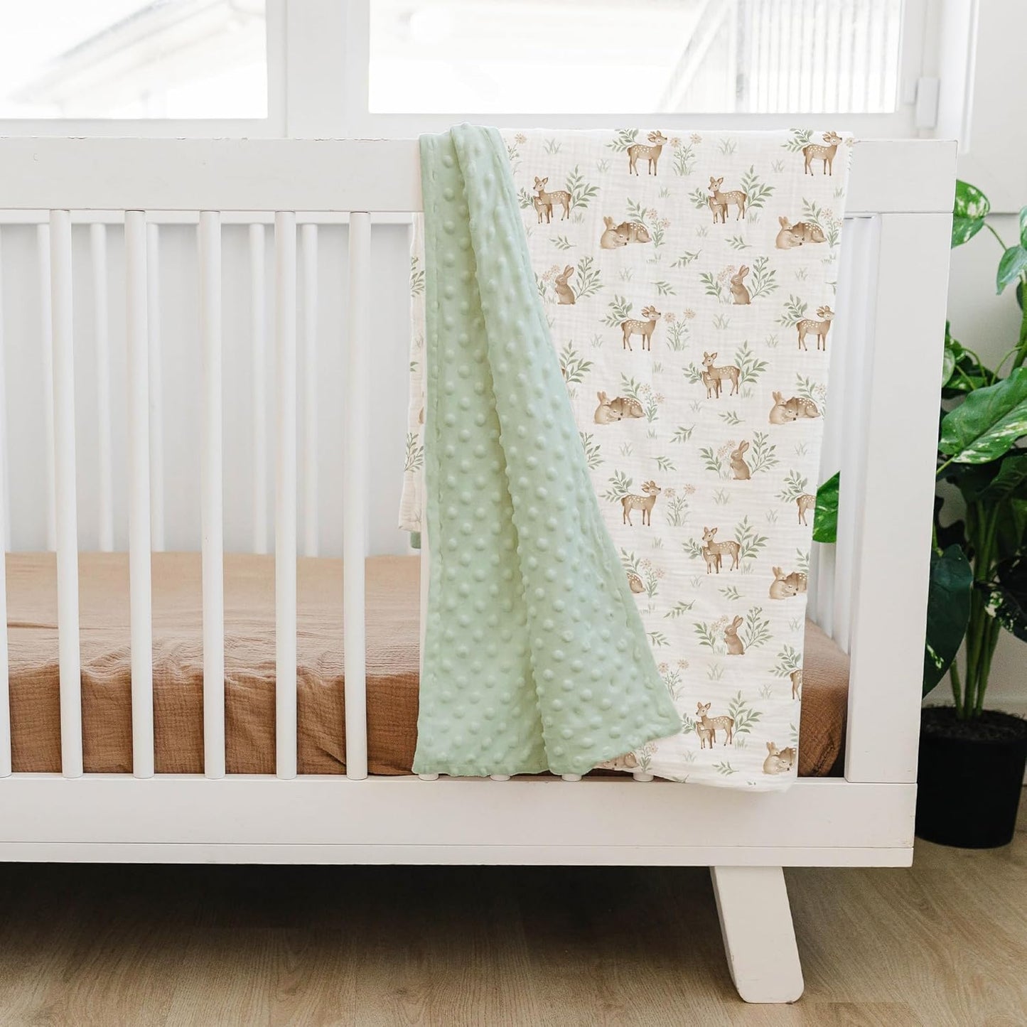 Konssy Baby Blankets for Unisex Boys Girls, Super Soft Nursery Minky Blankets with Muslin Cotton Front and Dotted Fleece Backing, Printed Bed Throws Newborn