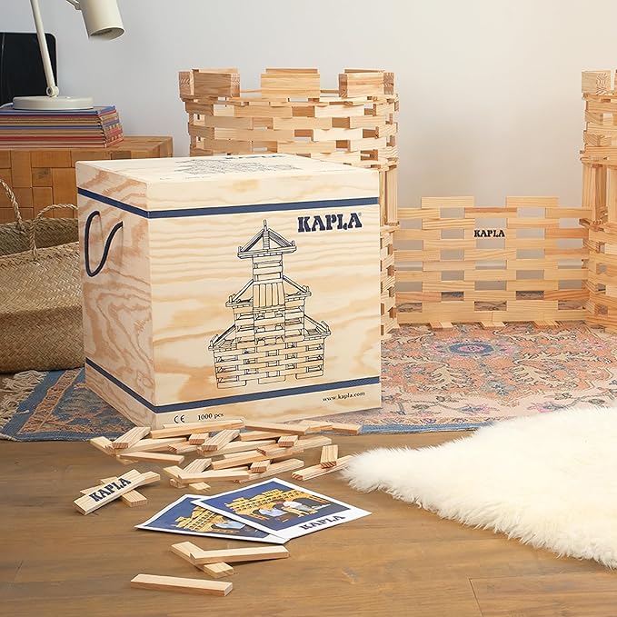 KAPLA Wooden Construction Set - 1000 Building Planks in a Chest - for Ages 3+