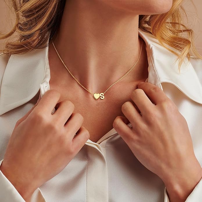 Gold Initial Necklaces for Women Girls - 18K Gold Plated Heart Initial Pendant Necklace Dainty Heart Necklace Tiny Gold Letter Necklace for Women Girls Jewelry Gifts
