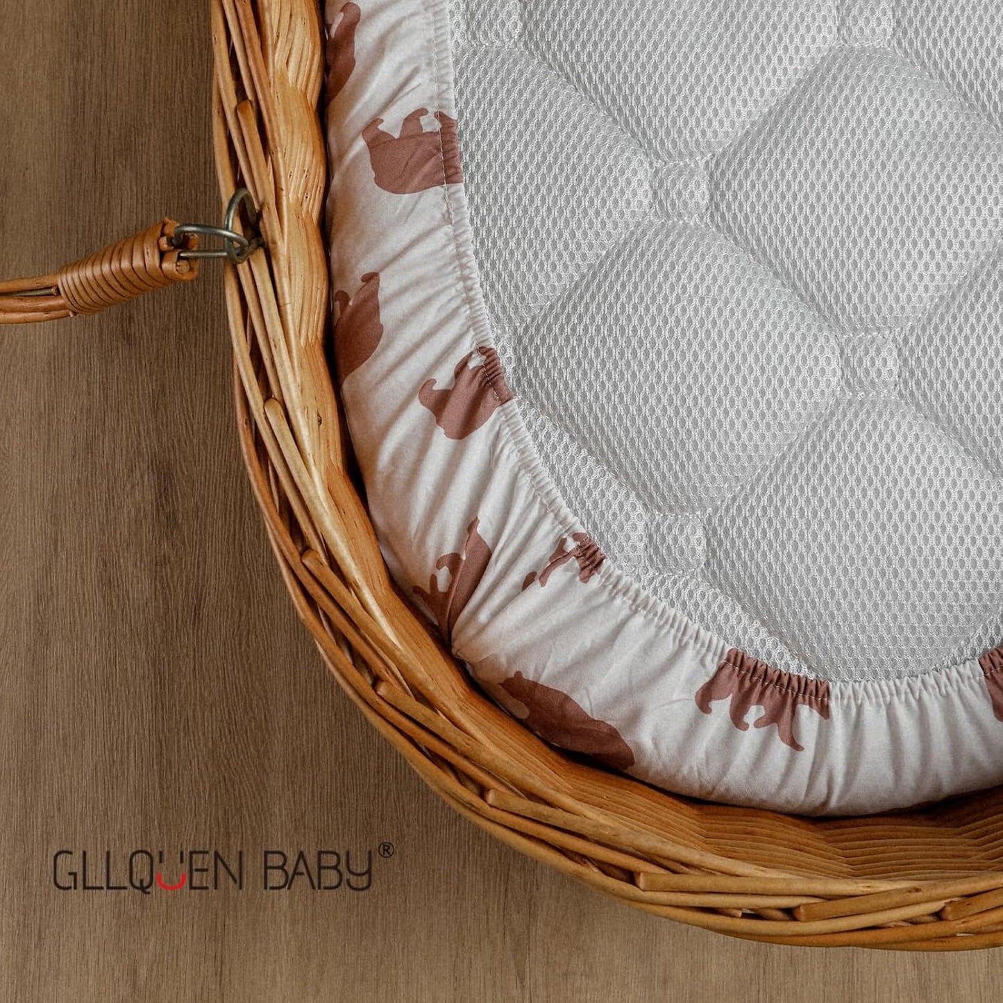 Gllquen Baby Bassinet Sheets 4 Pack, Breathable Cozy Fitted Mattress Sheet, Elastic Travel Crib Fashionable Floral Pattern, Standard Cradle Safe Sheets for Baby Boys Girls 32"x16" (Bear)