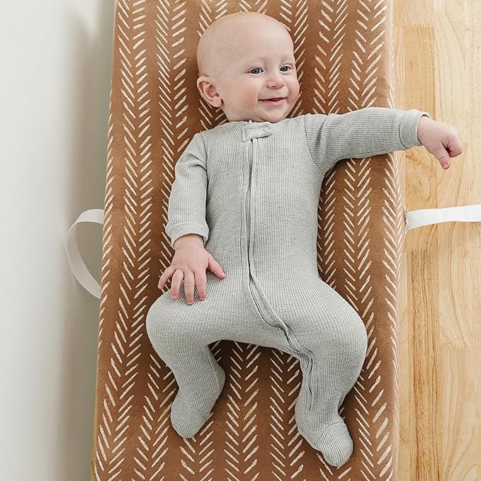 Pobibaby - 2 Pack Premium Changing Pad Cover - Ultra-Soft Cotton Blend, Stylish Woodland Pattern, Safe and Snug for Baby (Wildlife)