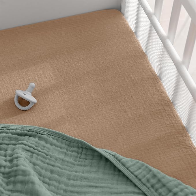 Comfy Cubs Muslin Bassinet Sheet - 100% Soft Cotton Fabric, Breathable & Gentle for Baby’s Sensitive Skin - Universal Fit with Secure Elastic Edging, Gift-Ready Packaging - Cedar